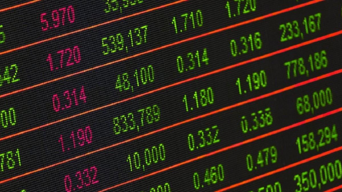 外媒批台灣病「匯率被低估」！ 專家：加薪足以治病