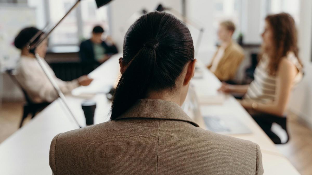 AI世代「3種白領工作」最危險？ 台灣六成上班族憂被取代