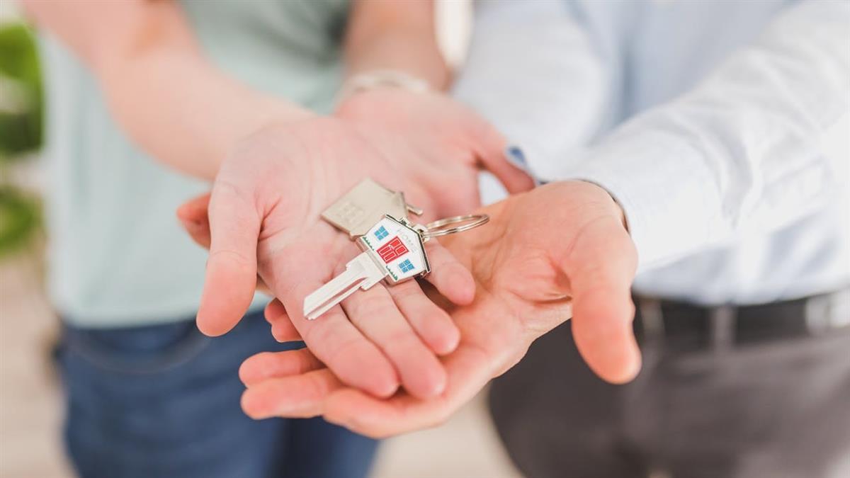 29歲月收8萬！ 女友爸媽「1理由」不贊成結婚 網挺家長：現實很殘酷