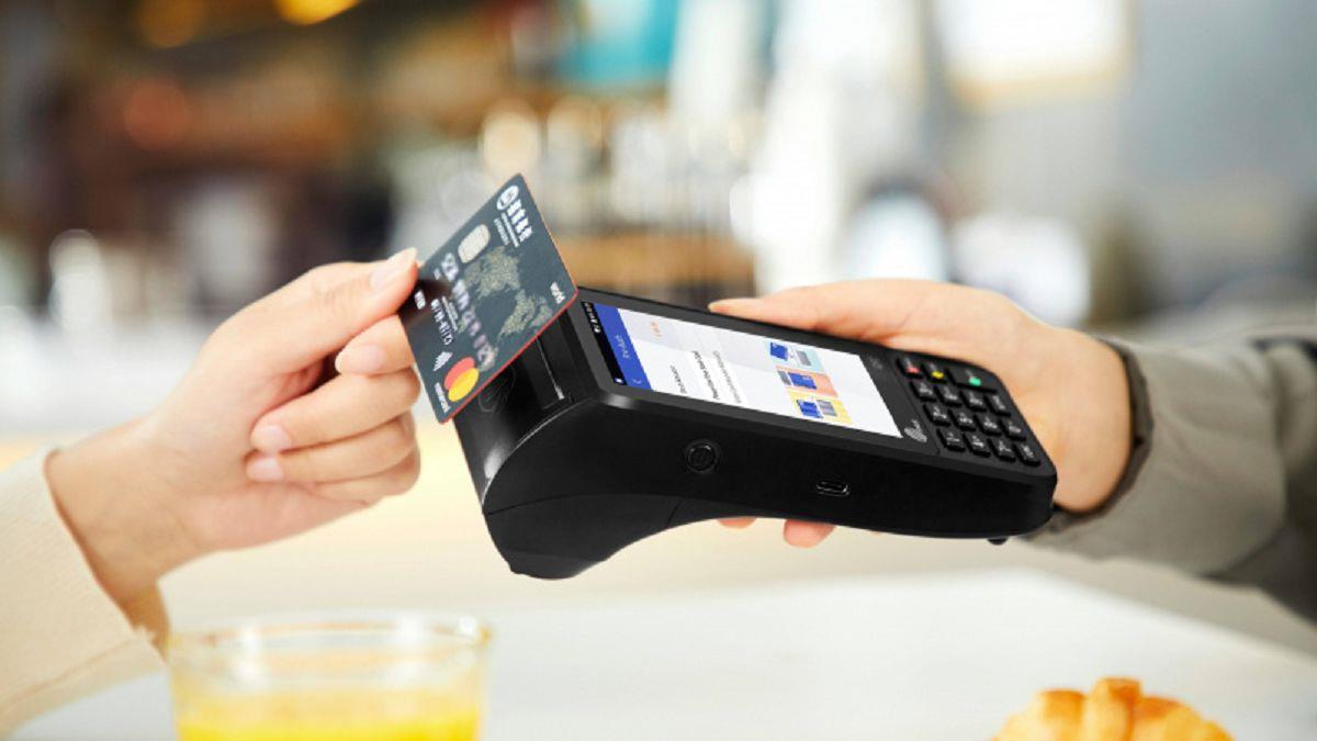 赴韓刷卡被重複扣款！ 她在醫美刷一筆「差點瘋了」